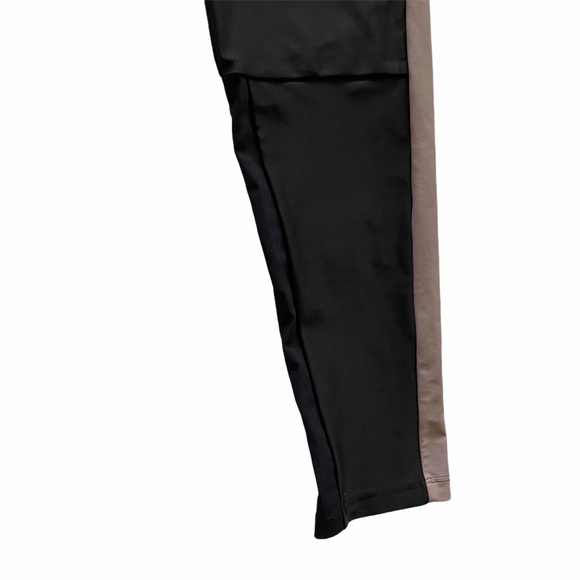 Kith Highwaist Colorblock Sheer Panel Logo Legging - Picture 10 of 13